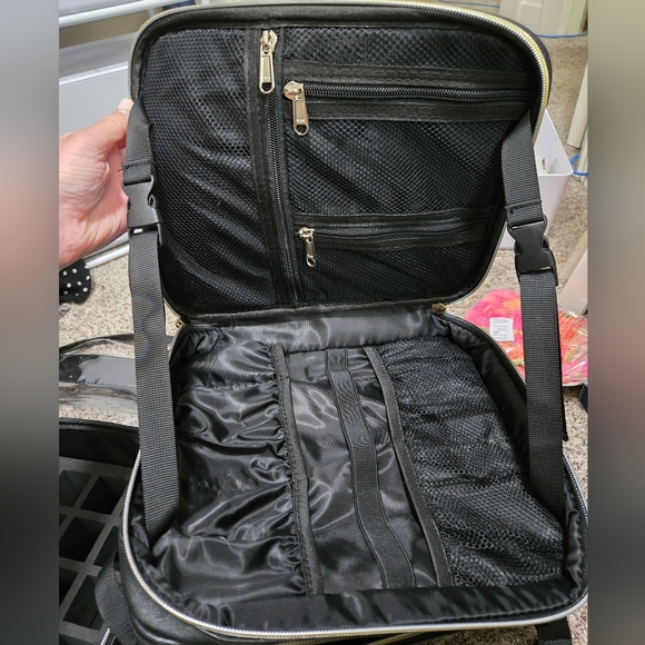 45 bottle nail polish travel holder - Black Makeup Organizer w/ Gold Accents - Picture 6 of 8